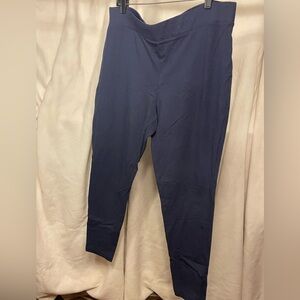 TORRID size 3 cotton leggings. No side pockets. Lighter weight. Navy.